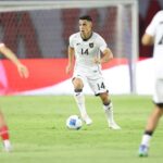 Ramai Diklaim Sepakat Gabung Persib, Ini Fakta Kontrak Maarten Paes dan Joey Pelupessy yang Jarang Dibahas