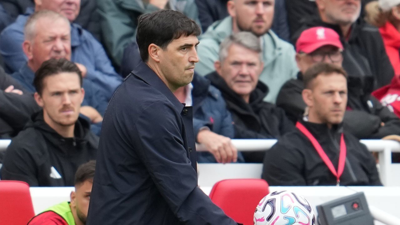 Liverpool Tak Mau Buru-buru Mainkan Giovanni Leoni, Andoni Iraola Dapat Kabar Baik
