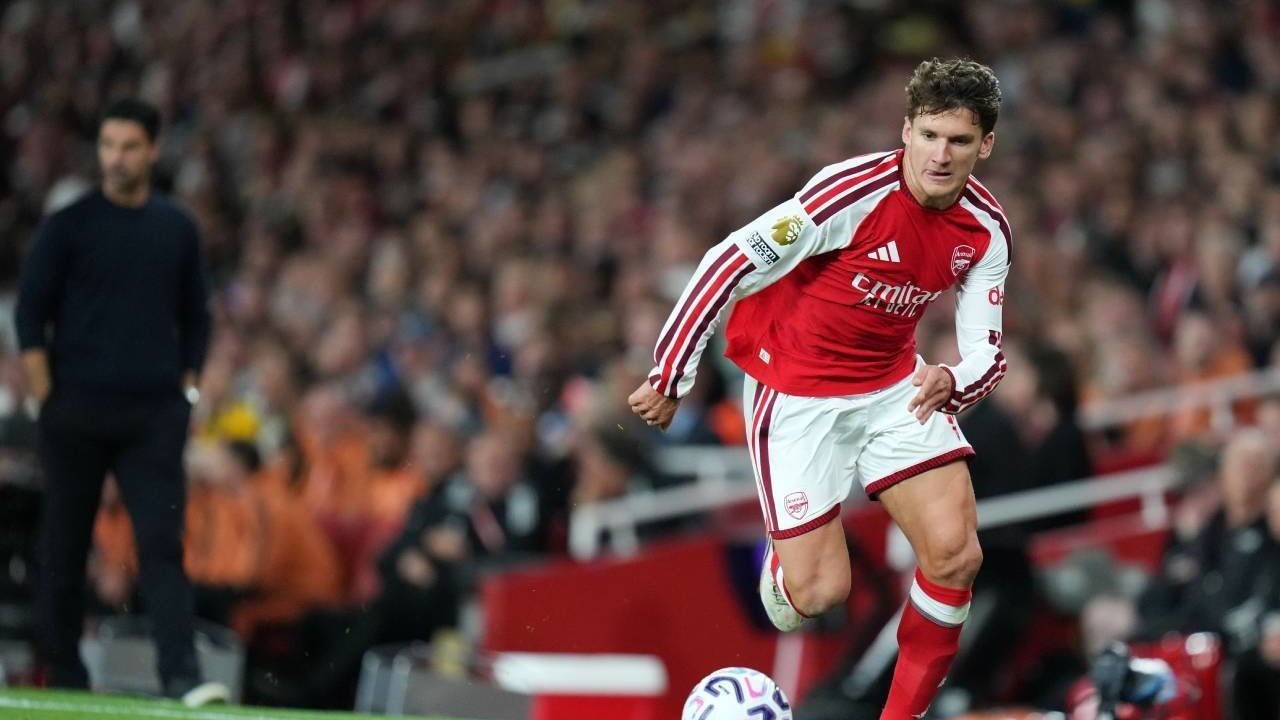 Arsenal Dapat Kabar Buruk, Christos Tzolis Cedera Saat Bela Yunani
